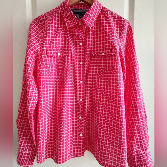 Tommy Hilfiger Button Up Shirt size L - Picture 2 of 8